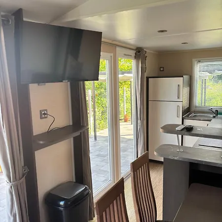 Diofa Vendeghaz * Pilismarot