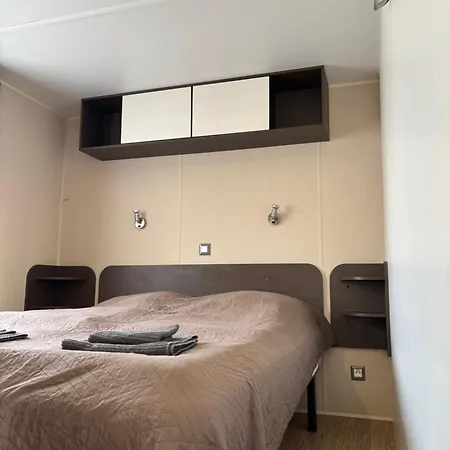Apartman A Mi Kis Mobilházunk Pilismarót